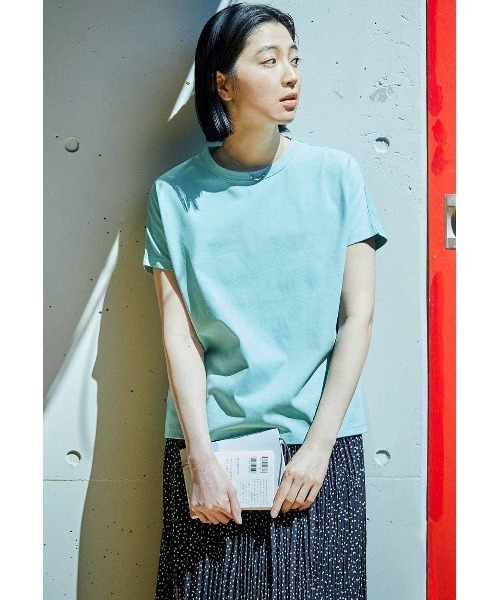 THREE FIFTY STANDARD（スリーフィフティースタンダード）の「ＴＨＲＥＥ　ＦＩＦＴＹ　ＳＴＡＮＤＡＲＤ　汗じみ軽減加工をほどこしたフレンチスリーブＴシャツ（Tシャツ/カットソー・レディース・ブルー/チャコールグレー/ベージュ・LARGE/MEDIUM）」の14枚目の写真