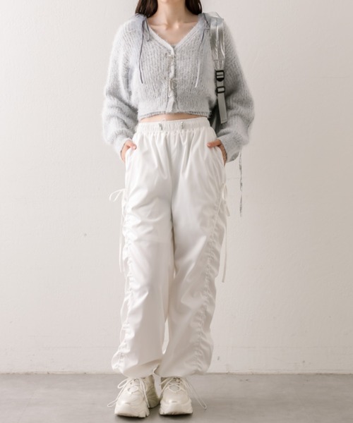 OLIVE des OLIVE（オリーブデオリーブ）の「ふわふわリボンビジューカーディガン（カーディガン/ボレロ・レディース・アイボリー/サックスブルー/ブラウン/ラベンダー・FREE）」の9枚目の写真