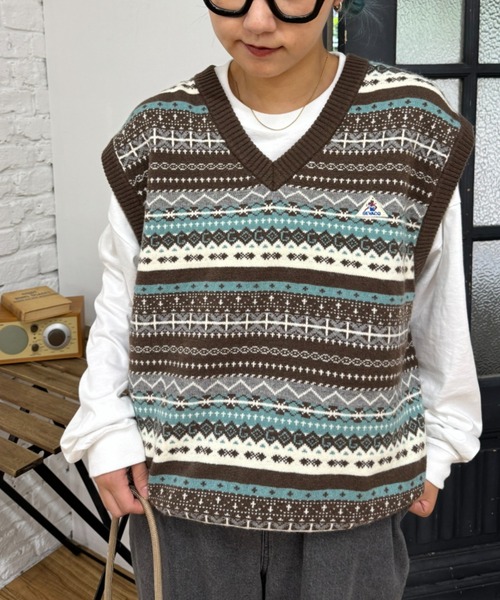 GEVACO(ゲバコ)の「【GEVACO / ゲバコ】フェアアイルVネックニットベスト(ベスト・メンズ・グリーン/ネイビー/ブラウン・LARGE/MEDIUM/SMALL)」の4枚目の写真
