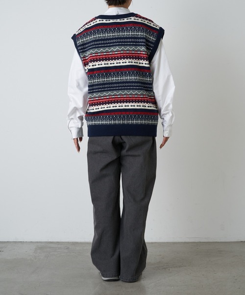 GEVACO(ゲバコ)の「【GEVACO / ゲバコ】フェアアイルVネックニットベスト(ベスト・メンズ・グリーン/ネイビー/ブラウン・LARGE/MEDIUM/SMALL)」の21枚目の写真