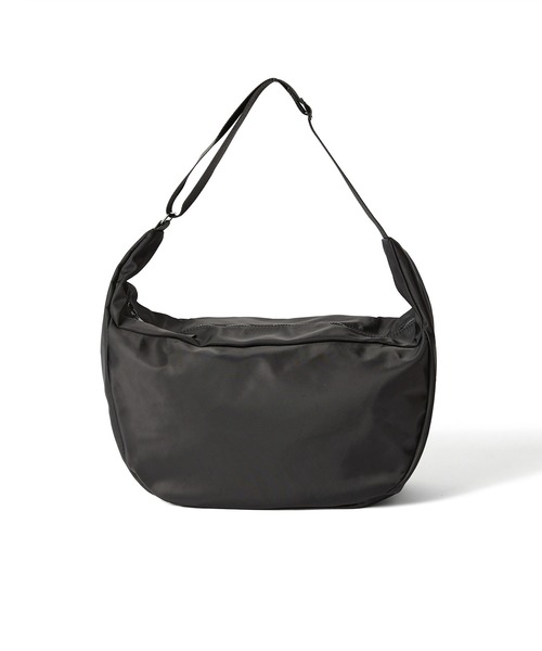 meltum(メルタム)の「【ZOZO限定】ROUND SHOULDER BAG(ショルダーバッグ・メンズ・ブラック/ブルー/オリーブ/アイボリー・FREE)」の1枚目の写真