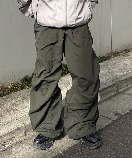25SS ナイロンジップカーゴパンツ　今期新品 25SS ナイロンジップカーゴパンツ 今期新品 - メルカリ