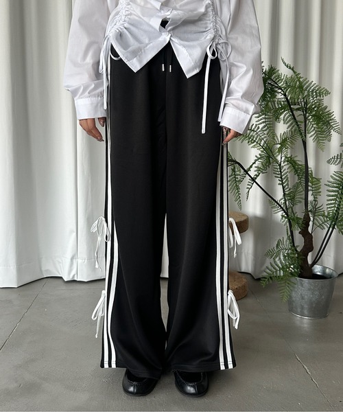 ラインリボンワイドトラックパンツ（その他パンツ）｜kutir