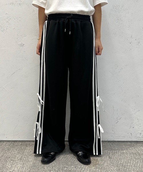 kutir(クティール)の「ラインリボンワイドトラックパンツ(その他パンツ・レディース・ブラック/ボルドー/ブルー・LARGE/MEDIUM)」の6枚目の写真