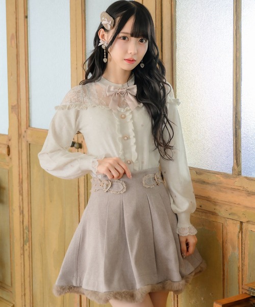 ROJITA ロジータ ニットトップス 再入荷】ネックレス付肩ボリュームフリルニットトップス（ニット