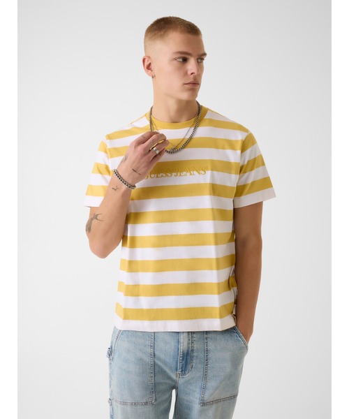 GUESS JEANS(ゲスジーンズ)の「GUESS JEANS Ss Cn Reg Striped Yd Tee 半袖 Tシャツ(Tシャツ/カットソー・メンズ・グレー系その他/レッド系その他2/ホワイト系その他/レッド系その他/グリーン/ラベンダー/ホワイト×イエロー・LARGE/MEDIUM/X-LARGE/SMALL/XX-LARGE)」の3枚目の写真