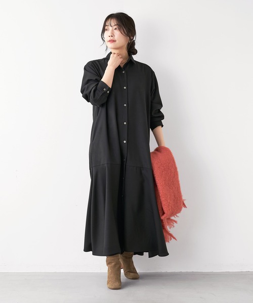 MICA&DEAL(マイカ&ディール)の「ヘムフレアワンピース(ワンピース・レディース・グレー/ライトベージュ/ブラック・FREE)」の4枚目の写真