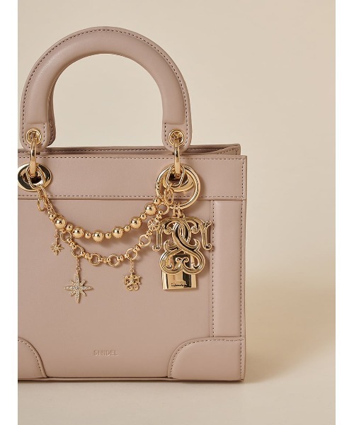 SNIDEL（スナイデル）の「パフハンドルバッグ（ショルダーバッグ・レディース・ダークグレー/ブラック/ライトベージュ/ライトブルー・FREE）」の18枚目の写真