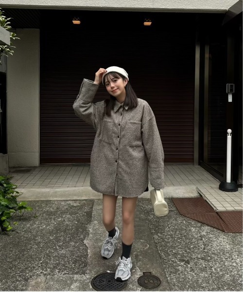 lawgy(ラウジー)の「loop tweed mix button shirt outer / ループツイードミックスボタンシャツアウター(その他アウター・レディース・クリーム/アイボリー/ブラウン・FREE)」の21枚目の写真