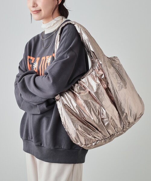 SHOO・LA・RUE（シューラルー）の「◆シャイニー／無地アソートトートバッグ（トートバッグ・レディース・シルバー系その他/ブロンズ/ブラック系3/シルバー/グレー系3・00）」の18枚目の写真