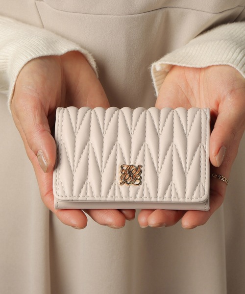 ALTROSE（アルトローズ）の「名刺ケース 名刺入れ カードケース キルティング ロージア（名刺入れ・レディース・ブラック/ピンク/ブルー/グレイッシュベージュ/アイボリー/グレー/ライトイエロー/ライトグリーン・FREE）」の10枚目の写真