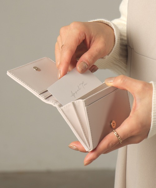 ALTROSE（アルトローズ）の「名刺ケース 名刺入れ カードケース キルティング ロージア（名刺入れ・レディース・ブラック/ピンク/ブルー/グレイッシュベージュ/アイボリー/グレー/ライトイエロー/ライトグリーン・FREE）」の11枚目の写真