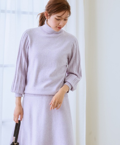 プリーツ風柄ボリューム袖タートルネックニット（毛玉になりにくい