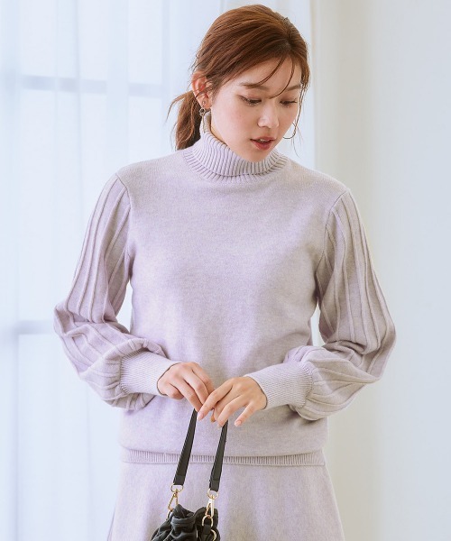 7days Life Styling（セブンデイズライフスタイリング）の「プリーツ風柄ボリューム袖タートルネックニット（毛玉になりにくい・タンブル乾燥OK）（ニット/セーター・レディース・アイボリー/ラベンダー/杢グレー/ブラック・S/M/L/LL/3L）」の5枚目の写真