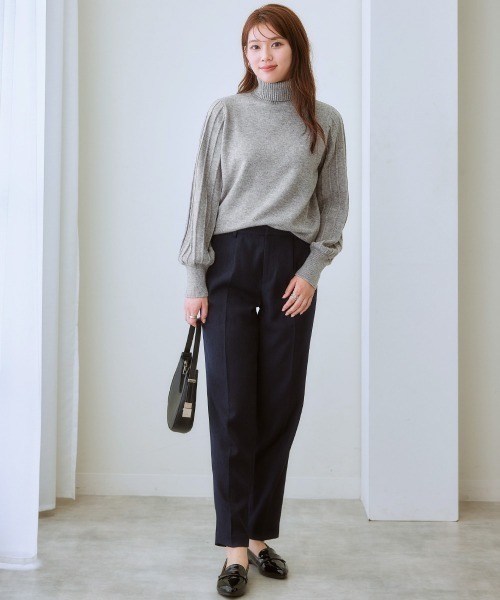 7days Life Styling（セブンデイズライフスタイリング）の「プリーツ風柄ボリューム袖タートルネックニット（毛玉になりにくい・タンブル乾燥OK）（ニット/セーター・レディース・アイボリー/ラベンダー/杢グレー/ブラック・S/M/L/LL/3L）」の14枚目の写真