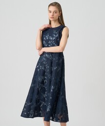 フラワーエンブロイダリーフレア ワンピース