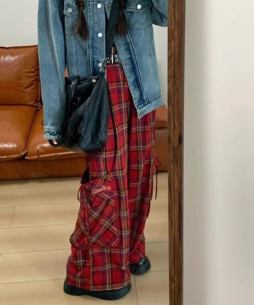 gossip!ロサンゼルス(ゴシップロサンゼルス)の「Y2K ルーズシルエット パンツ チェック柄 ポケット付き(その他パンツ・レディース・レッド/イエロー・L/S/M)」の4枚目の写真