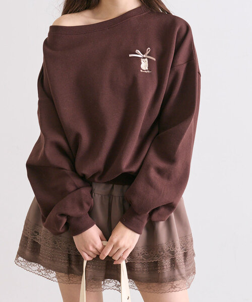 OLIVE des OLIVE(オリーブデオリーブ)の「ネコ刺繍ワンショルスウェット(Tシャツ/カットソー・レディース・オートミール/ピンク/ブラウン/ネイビー・FREE)」の11枚目の写真