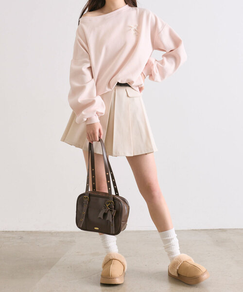 OLIVE des OLIVE(オリーブデオリーブ)の「ネコ刺繍ワンショルスウェット(Tシャツ/カットソー・レディース・オートミール/ピンク/ブラウン/ネイビー・FREE)」の20枚目の写真