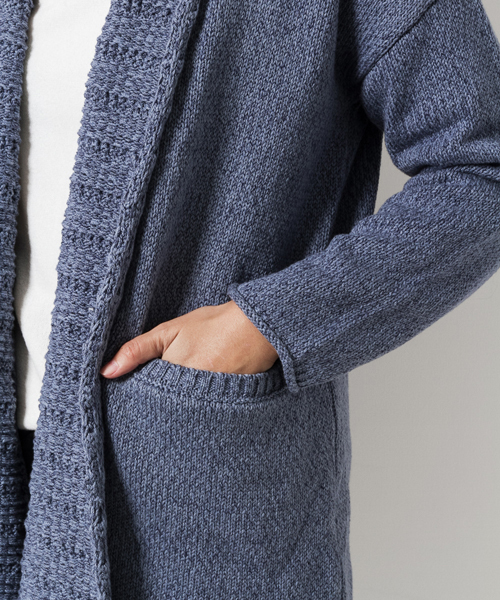navasana（ナバアサナ）の「navasanaリリーヤーンフリンジニットカーディガン/709-NSD-N161-KN034（カーディガン/ボレロ・レディース・グレー/ブルー・FREE）」の7枚目の写真