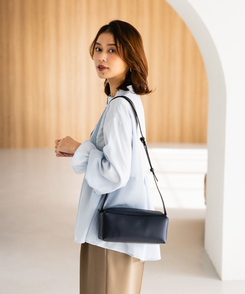 studio CLIP（スタディオクリップ）の「しわになりにくい柔らか華やぎブラウス[プラスサイズあり]《オケージョン2025》（シャツ/ブラウス・レディース・オフホワイト/クリーム/ライトブルー・FREE/ﾌﾘｰ(L)）」の22枚目の写真