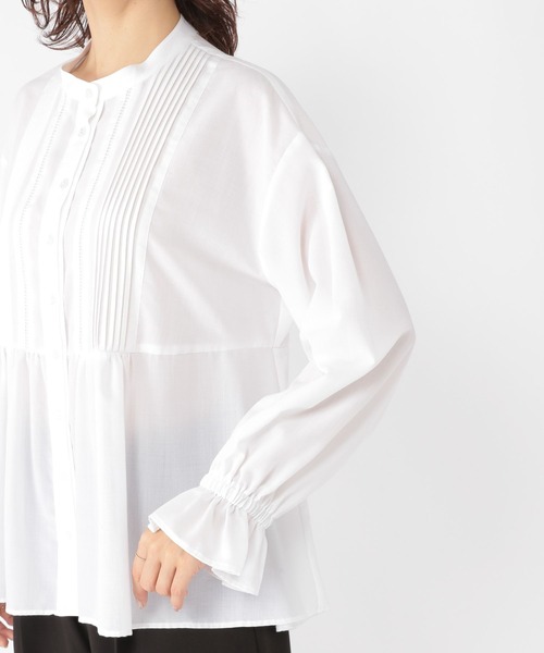 studio CLIP（スタディオクリップ）の「しわになりにくい柔らか華やぎブラウス[プラスサイズあり]《オケージョン2025》（シャツ/ブラウス・レディース・オフホワイト/クリーム/ライトブルー・FREE/ﾌﾘｰ(L)）」の9枚目の写真