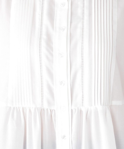 studio CLIP（スタディオクリップ）の「しわになりにくい柔らか華やぎブラウス[プラスサイズあり]《オケージョン2025》（シャツ/ブラウス・レディース・オフホワイト/クリーム/ライトブルー・FREE/ﾌﾘｰ(L)）」の6枚目の写真