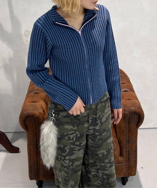 sedacle girl(セダクルガール)の「配色ドライバーズハートジップニット(ニット/セーター・レディース・ベージュ/ネイビー/ピンク・SMALL/MEDIUM)」の2枚目の写真