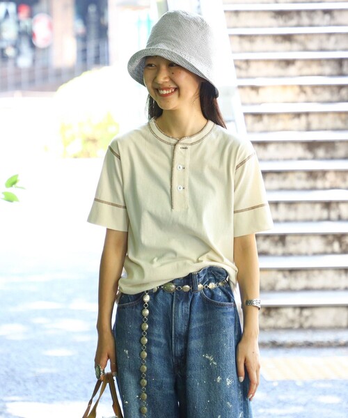 Healthknit(ヘルスニット)の「【別注】Healthknit / 70s ヘンリーネック ショートスリーブ(Tシャツ/カットソー・レディース・ブルー/レッド/ベージュ・ONE SIZE)」の5枚目の写真