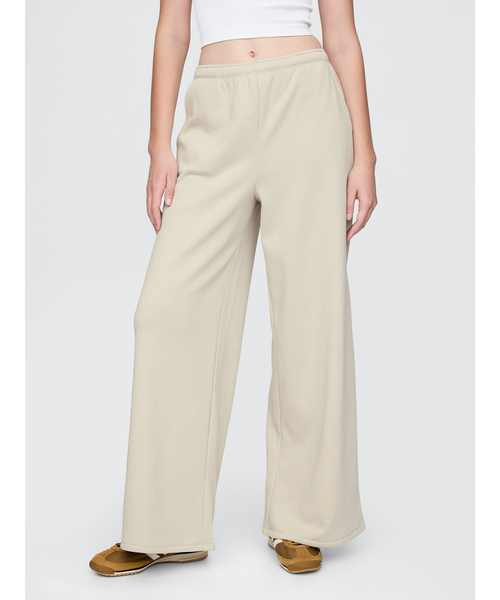 GAP(ギャップ)の「ヴィンテージソフト バギー ワイド スウェットパンツ(スウェットパンツ・レディース・ベージュ/レッド/ネイビー・XXS/XS/S/M/L)」の1枚目の写真