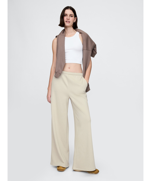 GAP(ギャップ)の「ヴィンテージソフト バギー ワイド スウェットパンツ(スウェットパンツ・レディース・ベージュ/レッド/ネイビー・XXS/XS/S/M/L)」の4枚目の写真