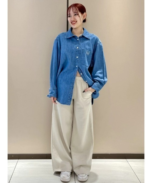 GAP(ギャップ)の「ヴィンテージソフト バギー ワイド スウェットパンツ(スウェットパンツ・レディース・ベージュ/レッド/ネイビー・XXS/XS/S/M/L)」の5枚目の写真