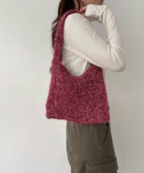 EFOLE（エフォル）の「【ZOZO限定】Glitter knit mini bag / ラメニット ミニバッグ（ショルダーバッグ・レディース・ブラック/シルバー/ピンク・FREE）」の3枚目の写真