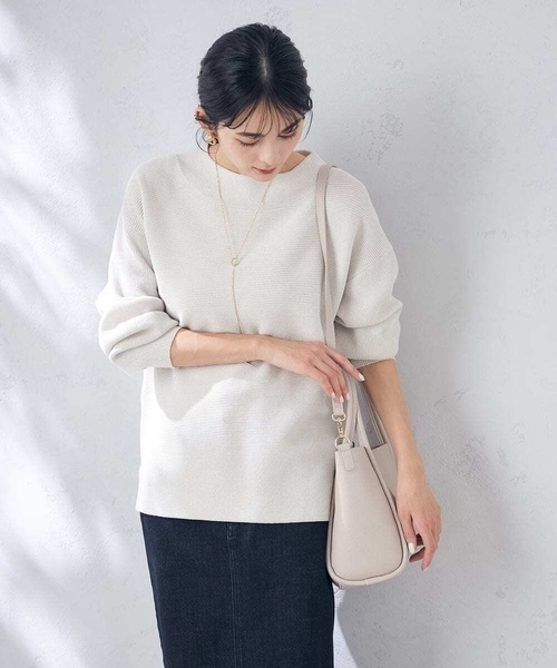 a.v.v（アーヴェヴェ）の「ソフトフェイクレザートート（トートバッグ・レディース・アイボリー/チャコールグレー・38）」の10枚目の写真