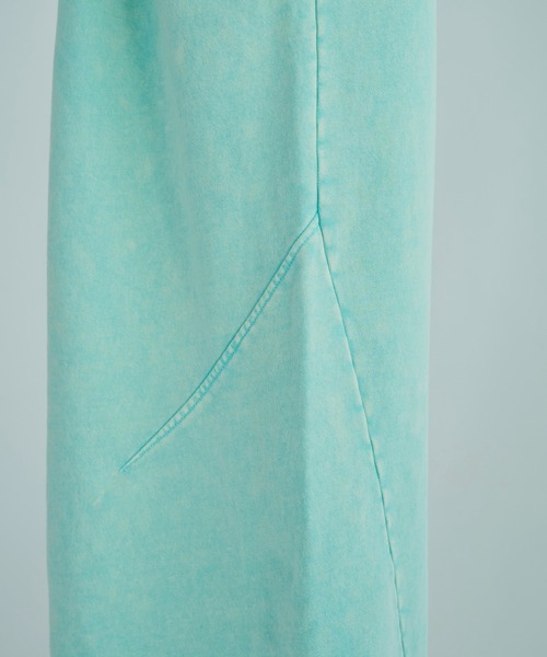 CAMPHOR WOOD（カンファーウッド）の「sunfade super wide baggy sweat pants / サンフェード加工スーパーワイドバギースウェットパンツ（スウェットパンツ・メンズ・ターコイズブルー/ブラック・SMALL/MEDIUM/LARGE）」の17枚目の写真