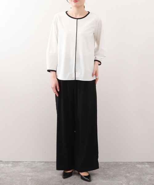 MICO COULIER（ミコクリエ）の「《オケージョン対応》カットジョーゼット配色ブラウス（シャツ/ブラウス・レディース・オフホワイト/ダークネイビー・38）」の3枚目の写真