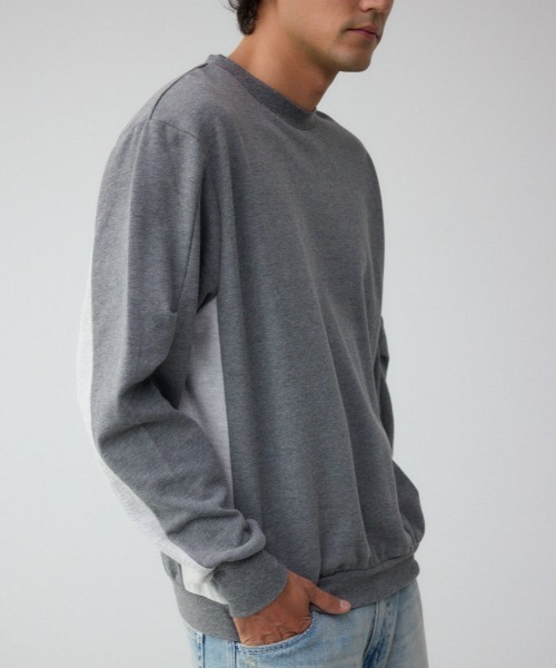 AZUL by moussy（アズールバイマウジー）の「サムホールスウェットトップス（スウェット・メンズ・ホワイト/ブラック/ライトイエロー/杢グレー・MEDIUM/LARGE）」の3枚目の写真