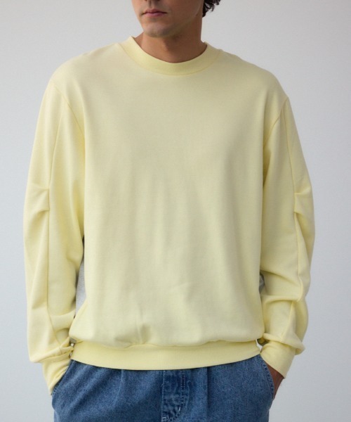 AZUL by moussy（アズールバイマウジー）の「サムホールスウェットトップス（スウェット・メンズ・ホワイト/ブラック/ライトイエロー/杢グレー・MEDIUM/LARGE）」の4枚目の写真