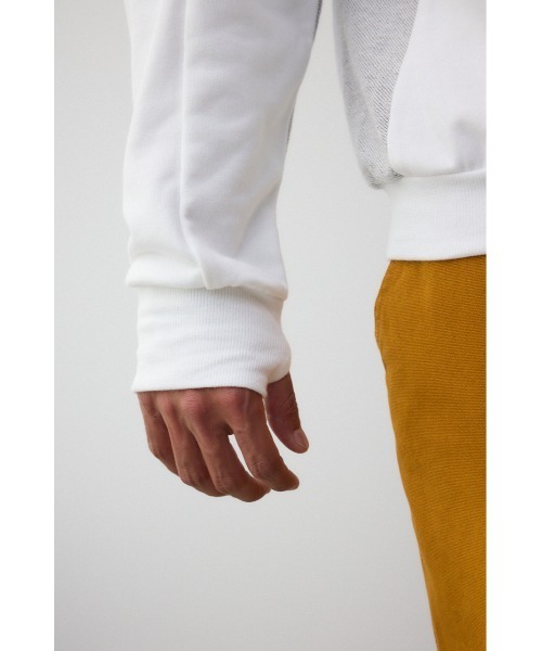 AZUL by moussy（アズールバイマウジー）の「サムホールスウェットトップス（スウェット・メンズ・ホワイト/ブラック/ライトイエロー/杢グレー・MEDIUM/LARGE）」の15枚目の写真