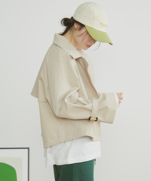 MERLOT（メルロー）の「2WAYキャンディスリーブショートトレンチコート（トレンチコート・レディース・ベージュ・FREE）」の4枚目の写真