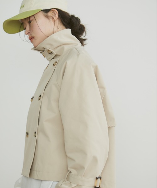 MERLOT（メルロー）の「2WAYキャンディスリーブショートトレンチコート（トレンチコート・レディース・ベージュ・FREE）」の13枚目の写真