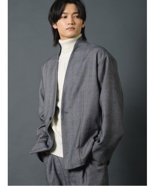 REGIEVO(レジエボ)の「ノーカラーチェックジャケット(ノーカラージャケット・メンズ・ベージュ/グレー・MEDIUM/LARGE/X-LARGE)」の2枚目の写真