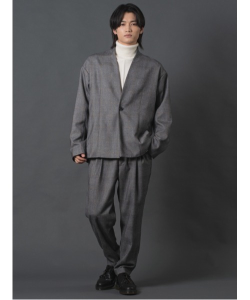 REGIEVO(レジエボ)の「ノーカラーチェックジャケット(ノーカラージャケット・メンズ・ベージュ/グレー・MEDIUM/LARGE/X-LARGE)」の10枚目の写真