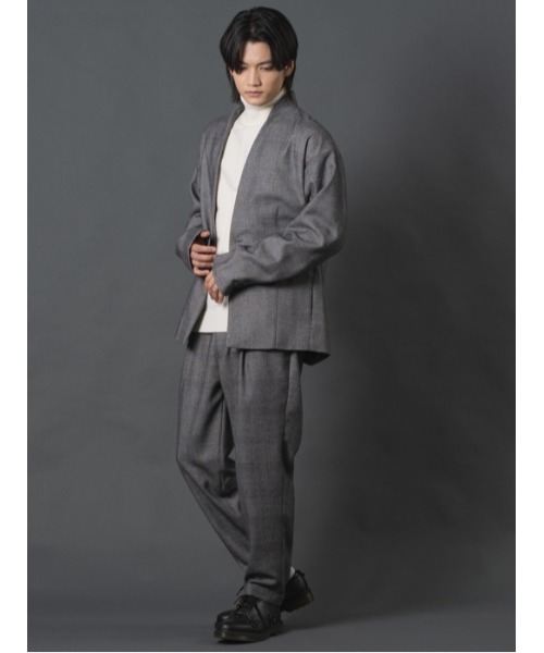 REGIEVO(レジエボ)の「ノーカラーチェックジャケット(ノーカラージャケット・メンズ・ベージュ/グレー・MEDIUM/LARGE/X-LARGE)」の11枚目の写真
