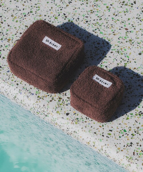 bpr BEAMS（ビーピーアール ビームス ）の「パイル ポーチ S（ポーチ・レディース・サックスブルー/ブラウン/ピンク/グリーン/ネイビー・ONE SIZE）」の6枚目の写真