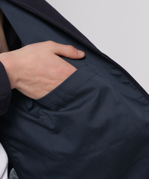 niko and...（ニコアンド）の「【NATOKii(ネイトゥーキー)】ナイロンジップアップジャケット（ナイロンジャケット・メンズ・カーキ/ネイビー・MEDIUM/LARGE）」の10枚目の写真