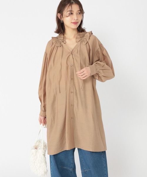 studio CLIP（スタディオクリップ）の「フリルカラーチュニック丈ワンピース（ワンピース・レディース・ネイビー/モカ・FREE）」の5枚目の写真