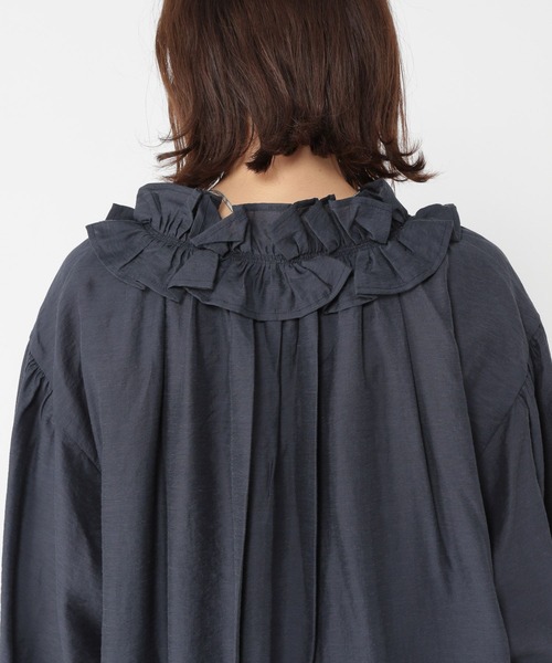 studio CLIP（スタディオクリップ）の「フリルカラーチュニック丈ワンピース（ワンピース・レディース・ネイビー/モカ・FREE）」の21枚目の写真