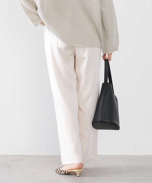 MICA&DEAL（マイカ＆ディール）の「サテンイージーパンツ〈セットアップ対応〉（その他パンツ・レディース・アイボリー/ブラック/ベージュ・FREE）」の18枚目の写真