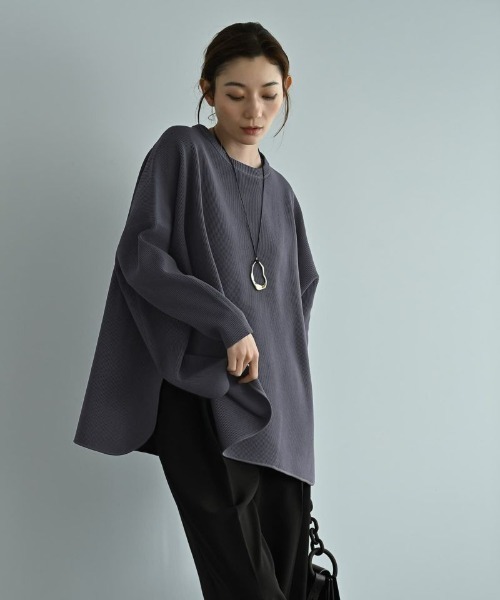 STYLE DELI(スタイルデリ)の「【BLK001】サイドスリットオーバーサイズニット(ニット/セーター・レディース・ベージュ/ブラック/グレー・FREE)」の7枚目の写真